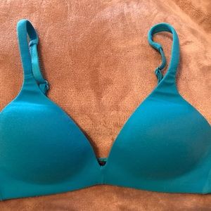 VS Body by Victoria Ipex Wireless